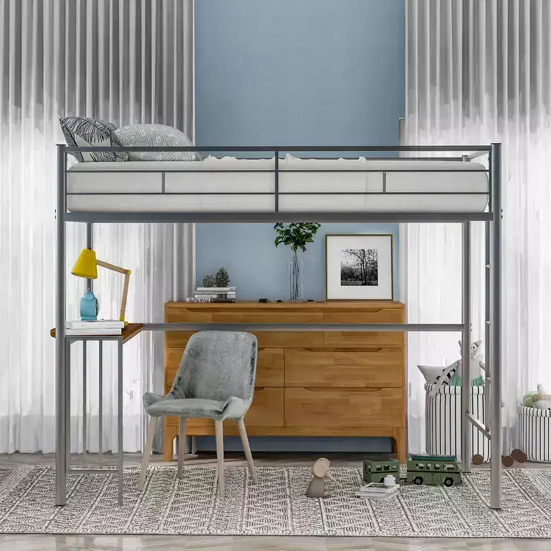 Lit mezzanine simple en métal avec bureau intégré, échelle et barrières de sécurité – 198,4 cm L, à partir de 6 ans