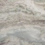 Table d'appoint en manguier avec plateau en marbre – Blanc cassé et marron, accent d'intérieur contemporain, 55,1 cm L