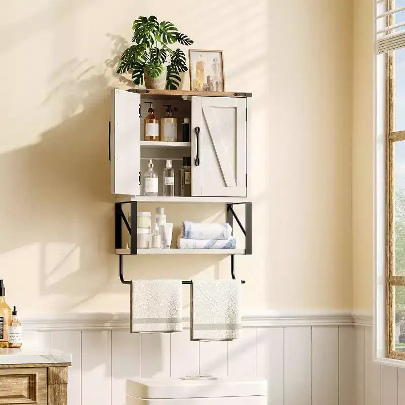 Meuble de rangement mural de salle de bain avec porte-serviettes, petit meuble à pharmacie de style ferme, rangement au-dessus des toilettes avec porte-serviettes, blanc rustique et marron