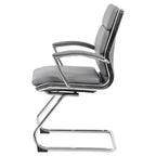 Fauteuil visiteur de direction contemporain – Similicuir gris, accoudoirs et piètement chromés, capacité de 125 kg