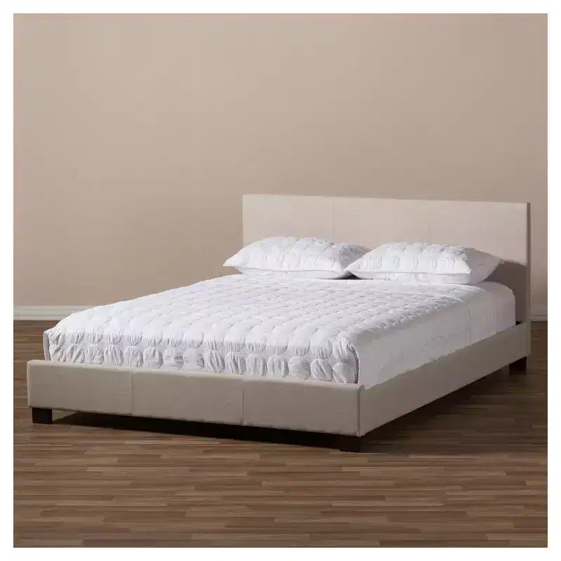Lit plateforme grand format avec tête de lit capitonnée piquée – Polyester beige clair, sommier tapissier non requis